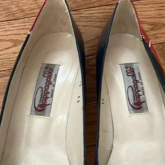 [10AA]Pappagallo Blue/Red  Patterned Kit Heel Pump - Picture 5 of 9